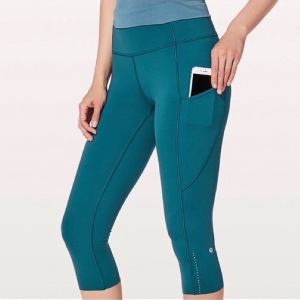 Lululemon Fast and Free Crop, 19”